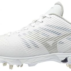 Mizuno 9-Spike Ambition Low Metal Cleats - White