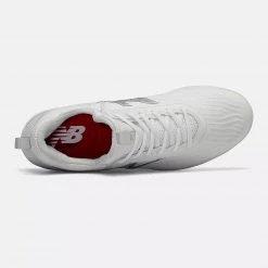 New Balance FuelCell COMPv2 TPU Molded Cleat Low-Cut - White Baseball 9 New Balance FuelCell COMPv2 TPU Molded Cleat Low-Cut - White Baseball