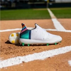 New Balance Men's Lindor Cypher 12 Molded Baseball Cleats - White 14 New Balance Men's Lindor Cypher 12 Molded Baseball Cleats - White