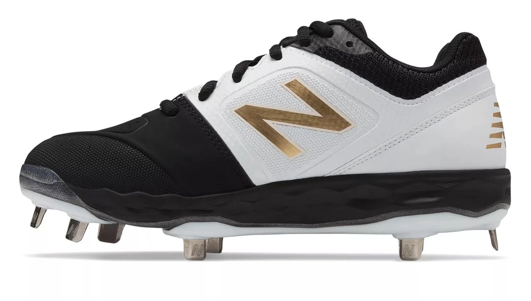 New Balance SMVELOv1 Fastpitch Metal Cleat Low-Cut - White Black 4 New Balance SMVELOv1 Fastpitch Metal Cleat Low-Cut - White Black